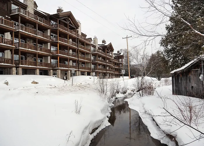 Pet Friendly hotel: Le Grand Lodge Mont Tremblant